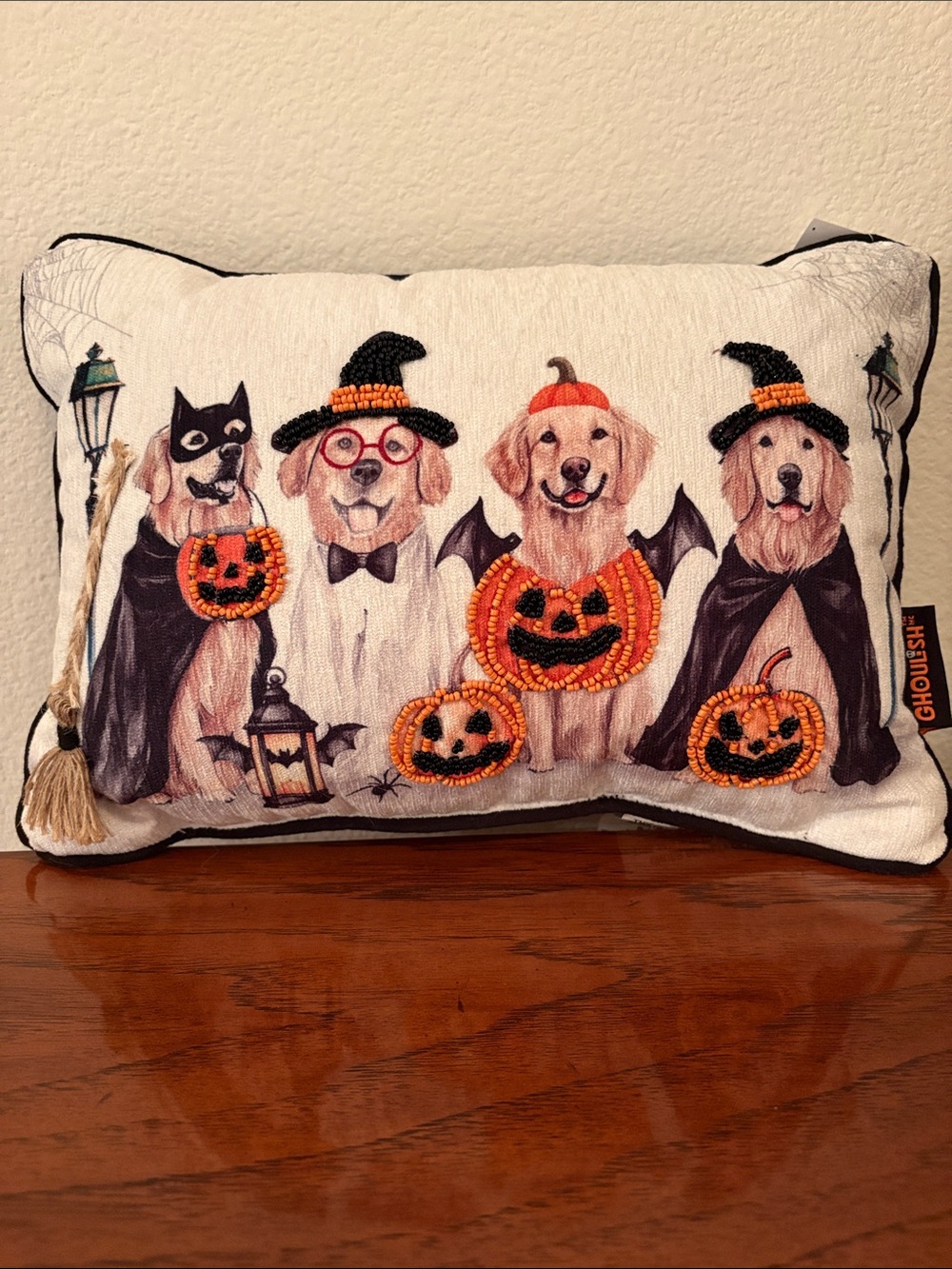 ‼️NWT‼️ Golden Retriever Halloween Dogs Embellished Decorative Pillow